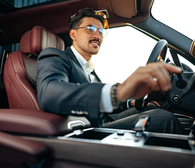 Book the Lincoln MKT Stretch for Your Miami Event