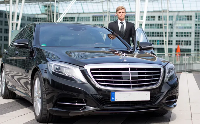 Why Choose Miami Airports Limo for Your Mercedes S 550 Ride?