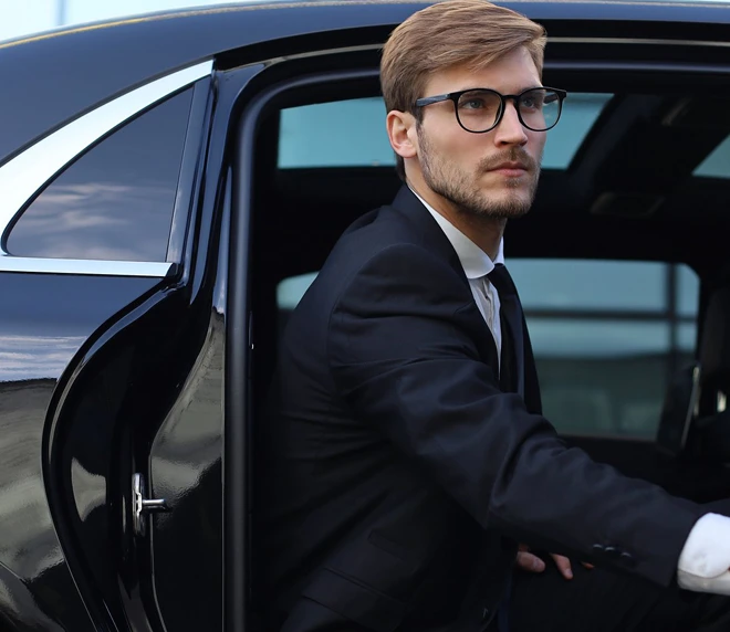 Ideal for Airport Transfers & Cruise Port Transportation