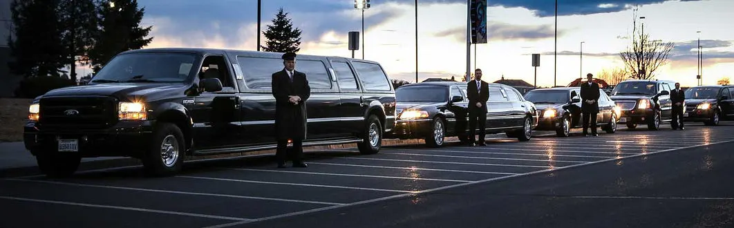 experience-miamis-beauty-with-our-chauffeur-service